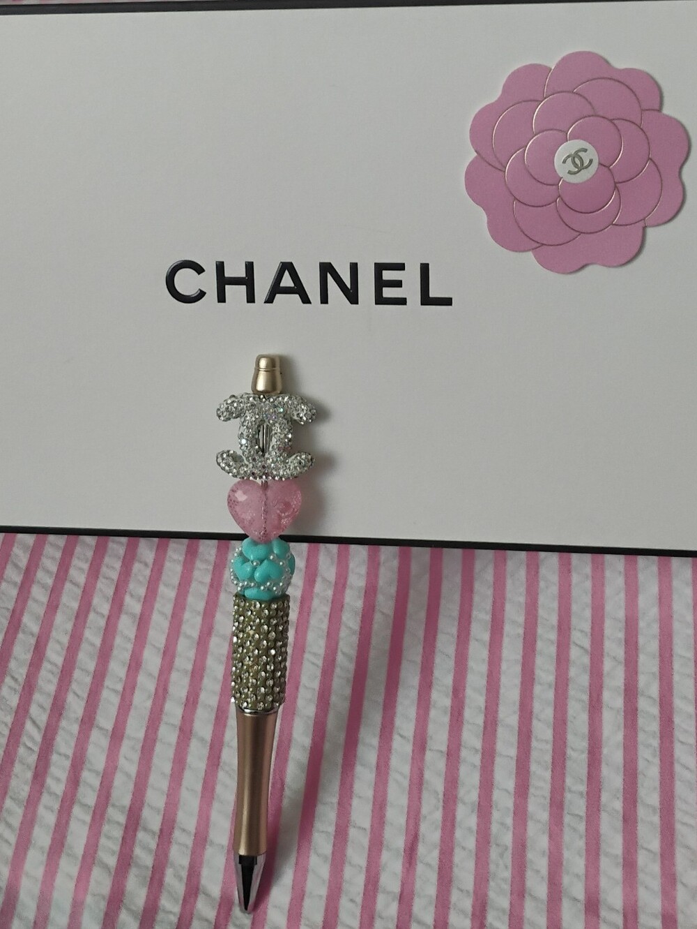 Fun Fashion Pink and Gold Crystal Decorative Pen W/7. 3D Erasers🍓🩷🆕🎁